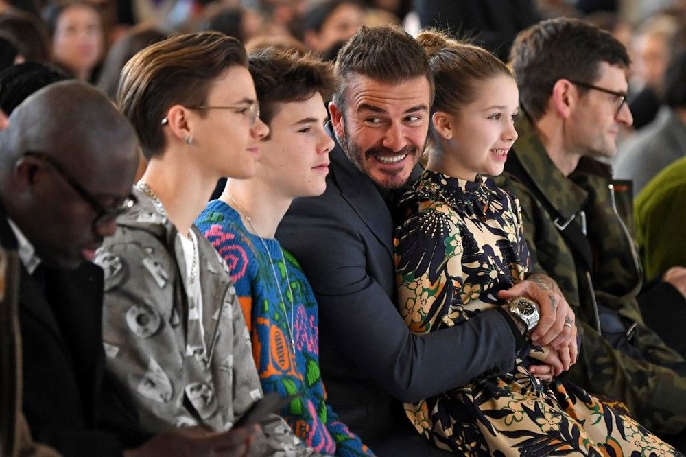 Victoria Beckham'dan mutlu aile pozu! Peltz detayı dikkat çekti - 5