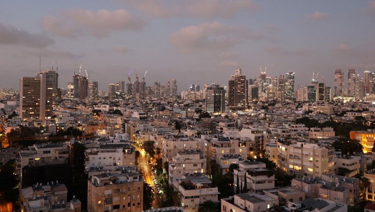 Hamas, Tel Aviv'i vurdu: Patlamalar duyuldu Hamas, Tel Aviv'i vurdu: Patlamalar duyuldu