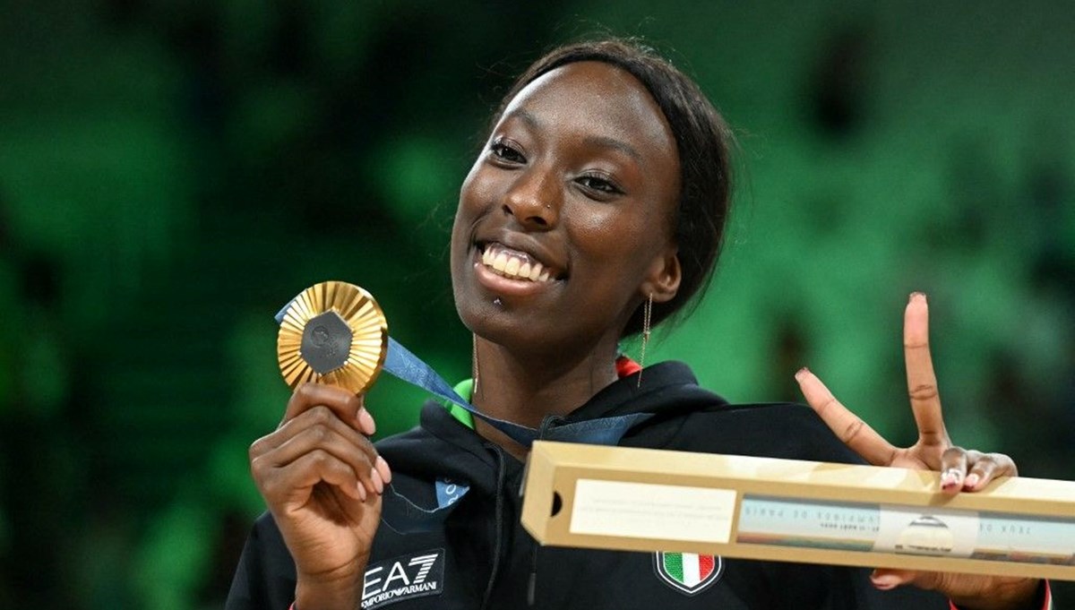 İtalyan voleybolcu Egonu'ya ırkçı saldırı İtalyan voleybolcu Egonu'ya ırkçı saldırı