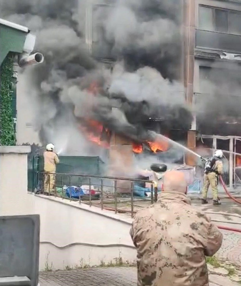 İstanbul'da yangın paniği: Alevler bir anda büyüdü - 1