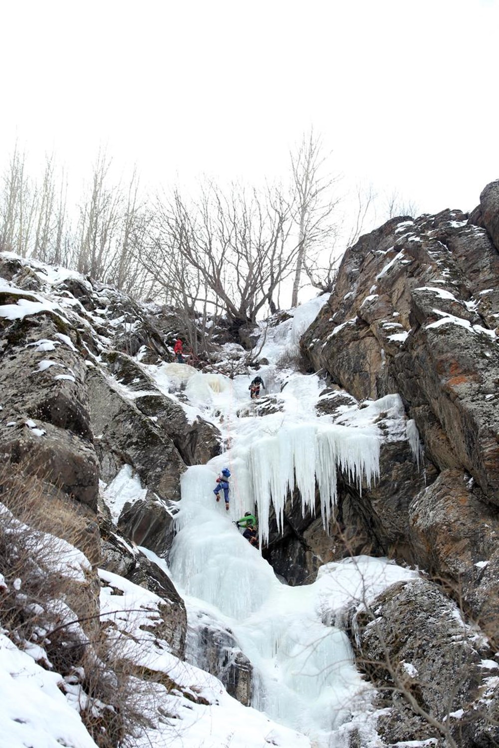 Türkiye'nin en uzun buz şelalesi Erzurum'da bulundu - 35