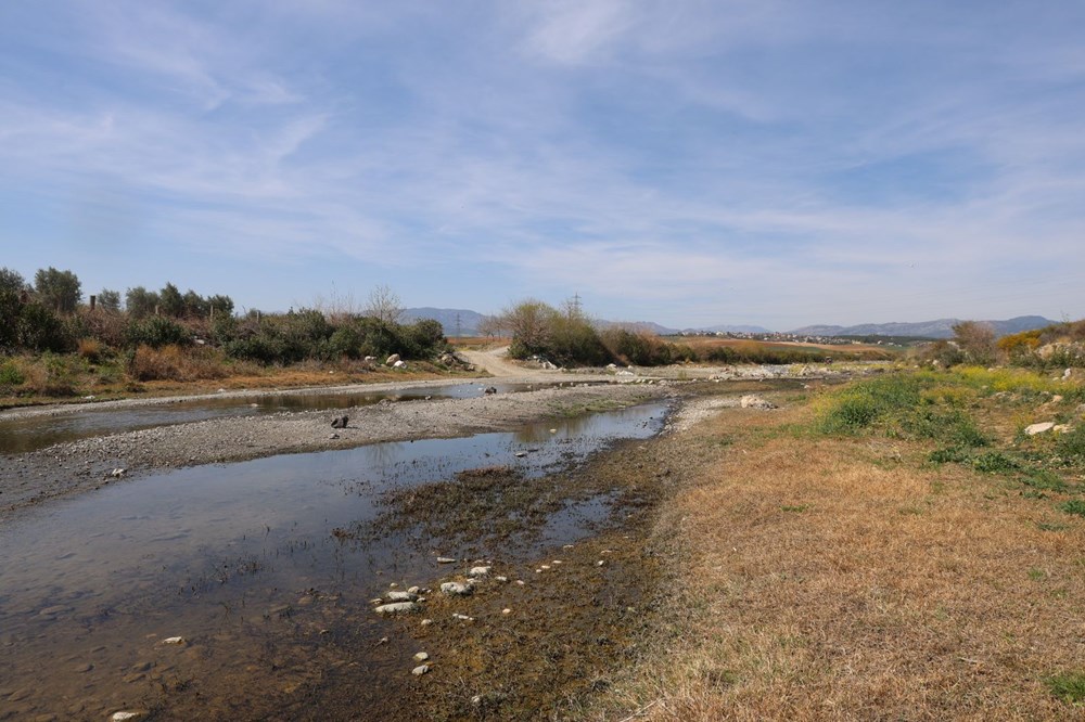 Siyah akan dere dehşet saçtı: Mahalle ayakta! 75 VLyMvScAwkO9FaZmtembQQ