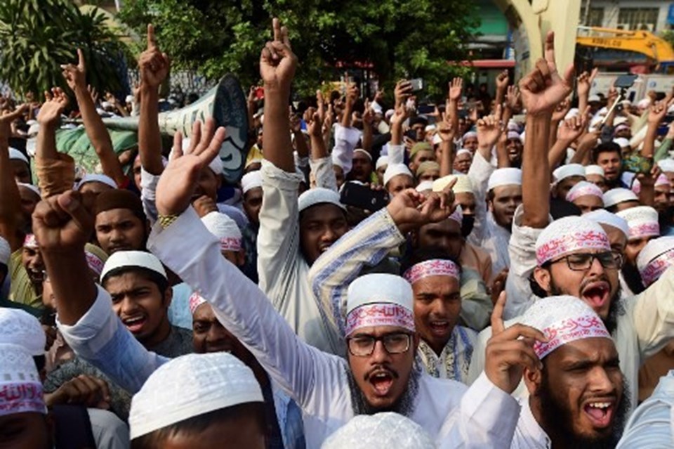 Bangladeş'te Hz.Muhammed'e "hakaret" protestosu: 4 ölü - 1