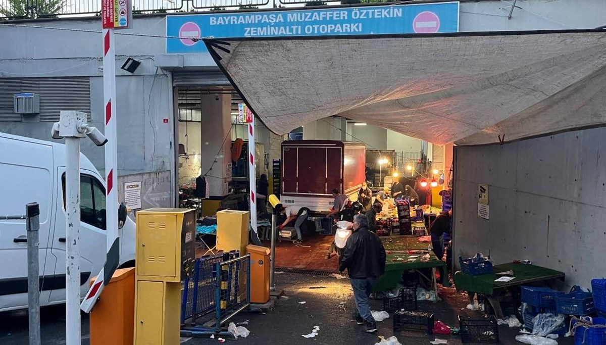 Biber gazı pazar yerini dağıttı Biber gazı pazar yerini dağıttı