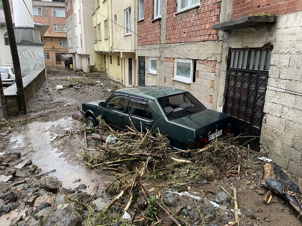 Giresun'da sel ve heyelan: Bir kişi kayıp - 19