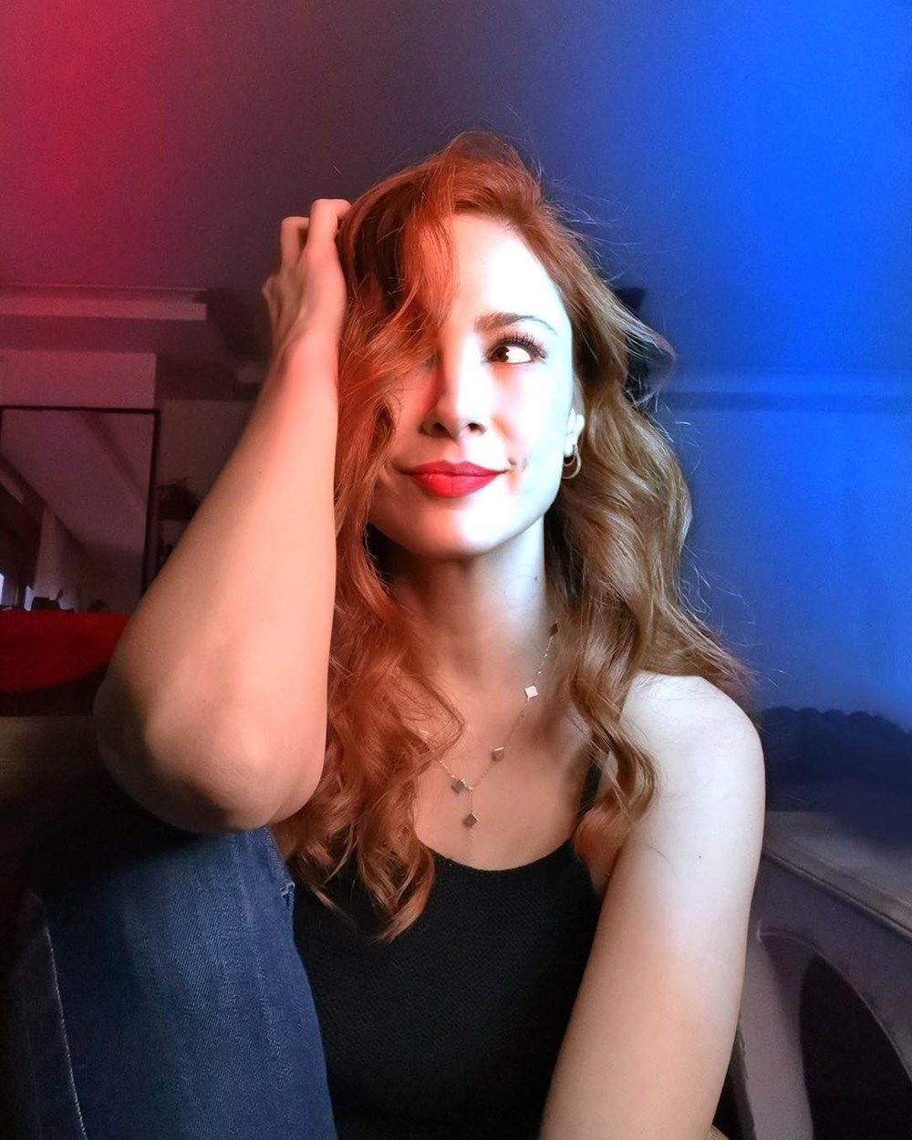 Hande Erçel yeni sineması için imaj tazeledi (Ünlülerin değişimi) 235 VTBcVOTbOUGMGRUFCGDZDA