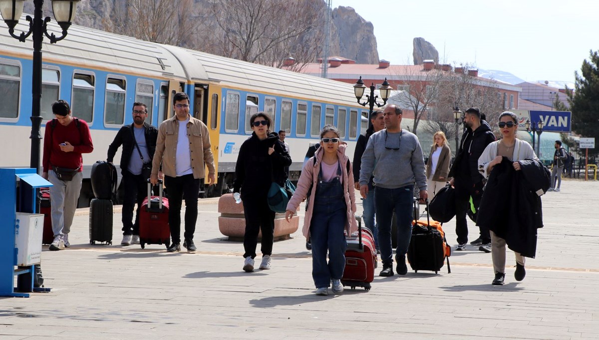 İranlı turistler Nevruz'da Van'a akın edecek