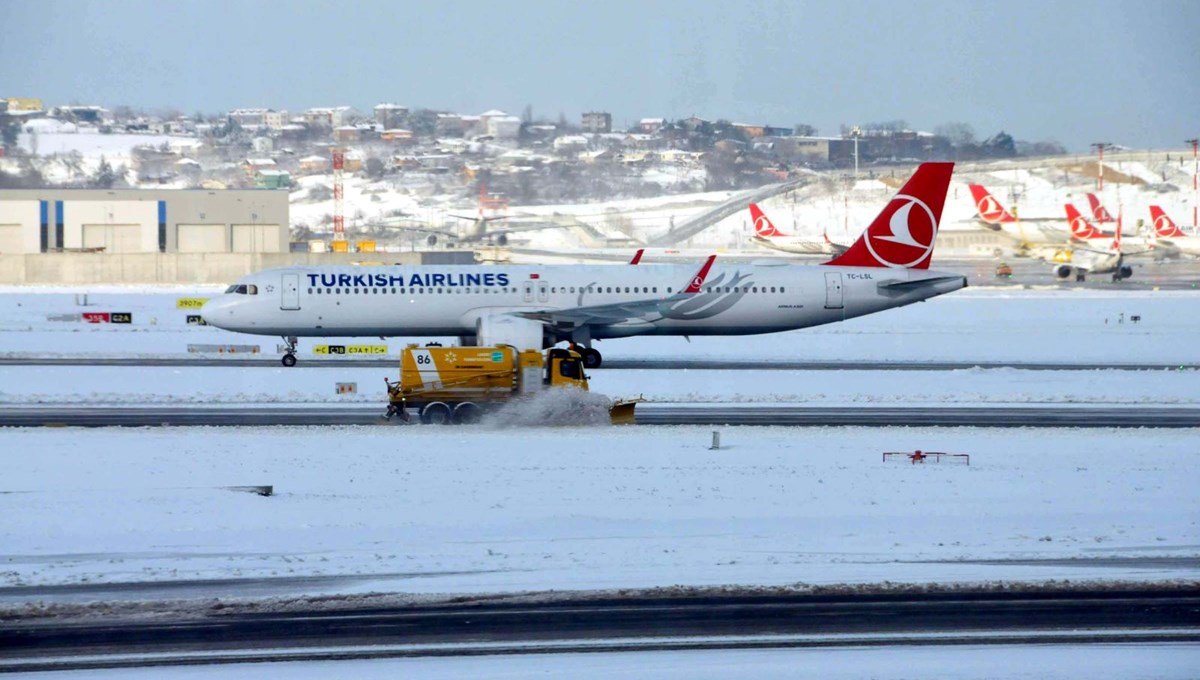 THY, İstanbul Havalimanı'ndan bugün 52 seferini iptal etti