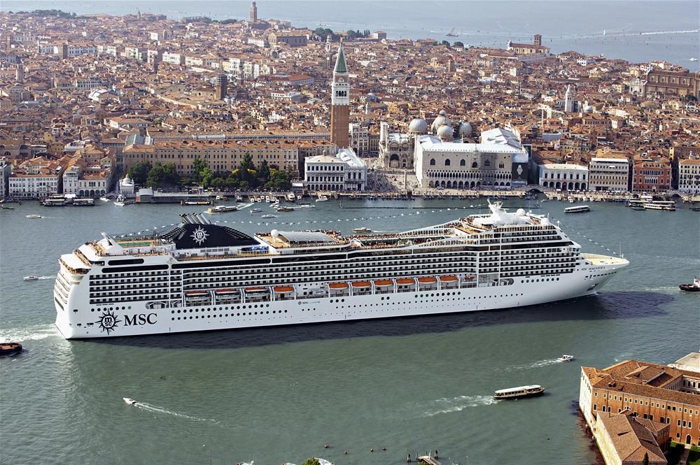 Лайнер MSC magnifica 5