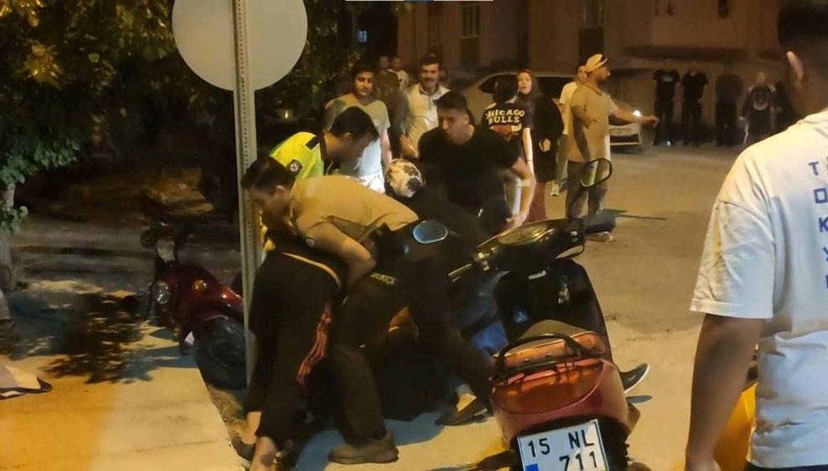 Burdur'da trafik kazası: Taraflar birbirine girdi Burdur'da trafik kazası: Taraflar birbirine girdi