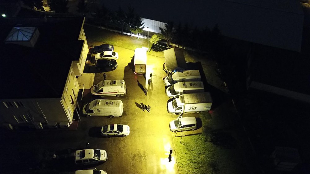 İlk aşılar sağlık çalışanlarına yapılıyor