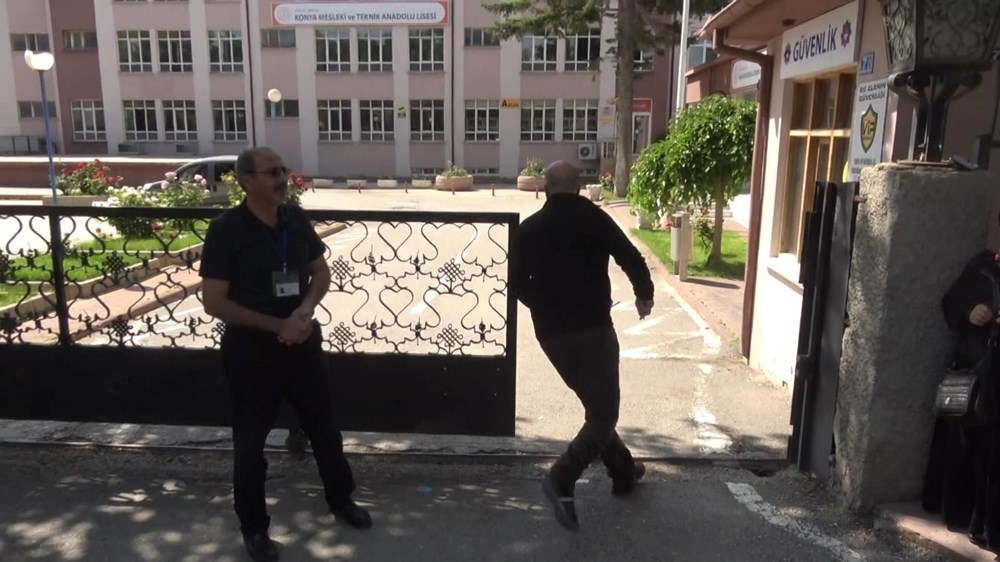 YKS'de ilk oturum (TYT) heyecanı: Sınava geç kalanların hayalleri yıkıldı! - 13