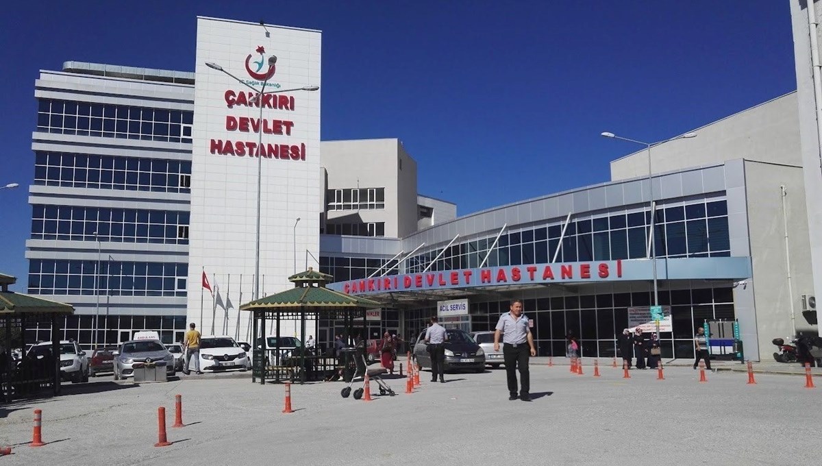 Çankırı’da iki kişi çapa makinesinden düştü: 1 ölü, 1 yaralı Çankırı’da iki kişi çapa makinesinden düştü: 1 ölü, 1 yaralı