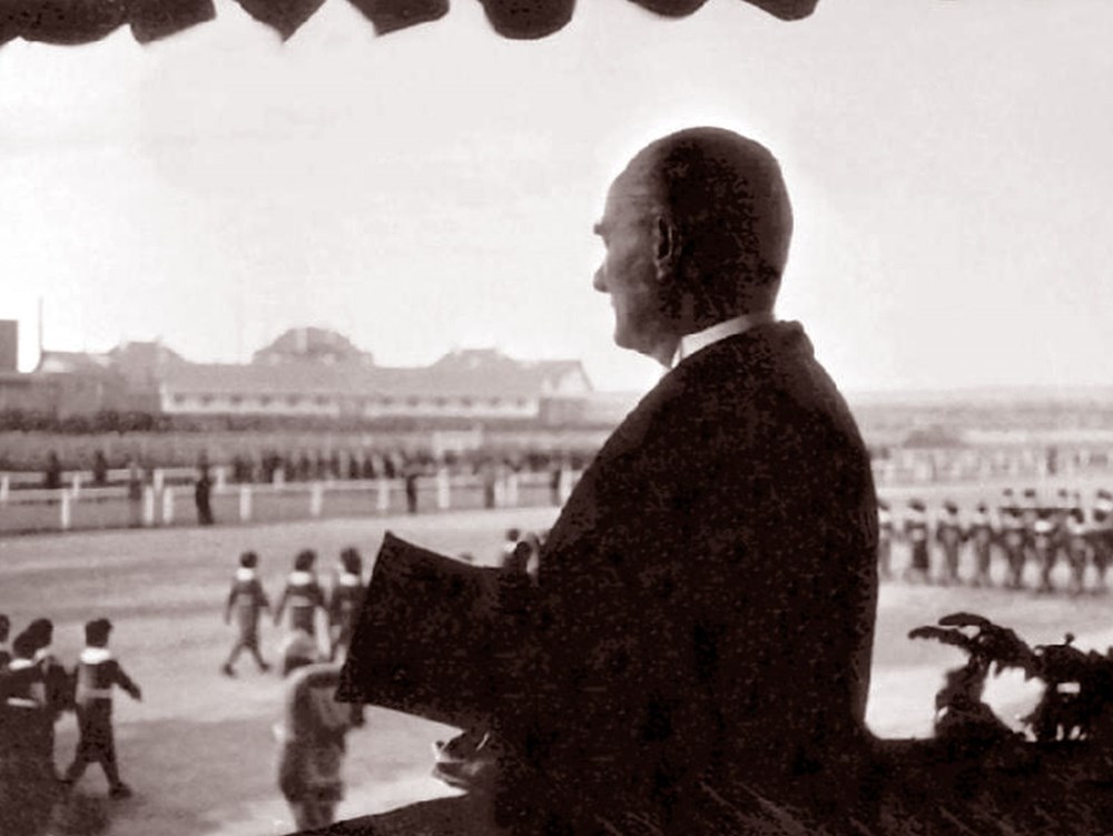Mustafa Kemal Atatürk'ün ebediyete intikalinin 83. yılı (10 Kasım 1938) - 39
