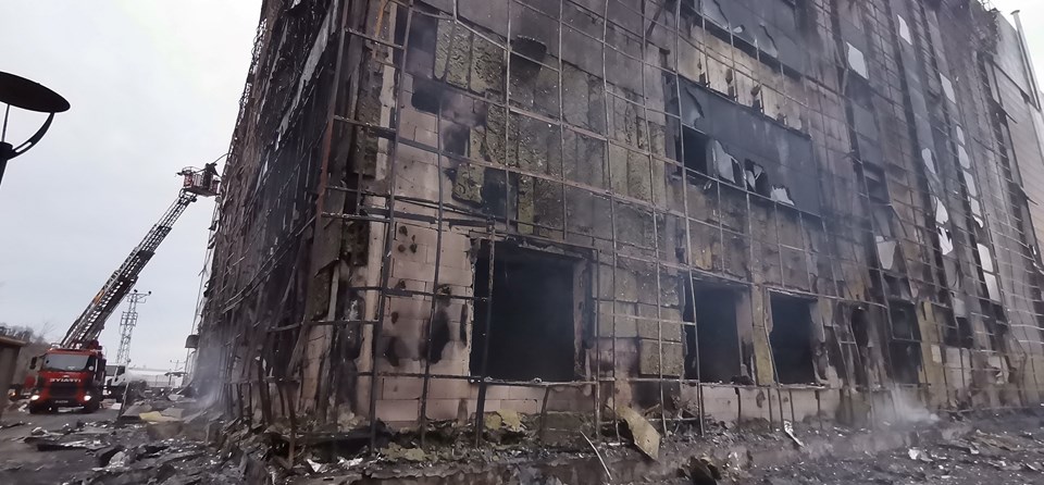 Giresun'da fakülte binasının çatısında yangın - 2