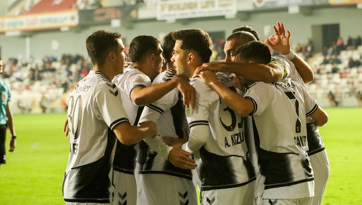 Altay gülmeyi hatırladı