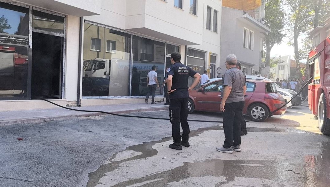 İnegöl’de bir depoda korkutan yangın