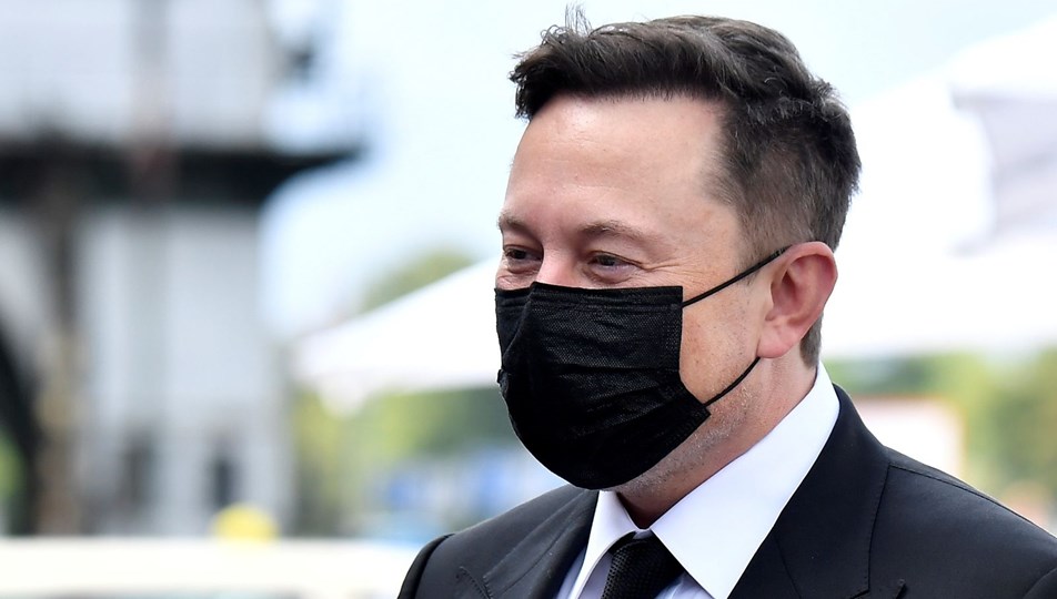 Elon Musk: Büyük olasılıkla orta seviyede Covid-19’um