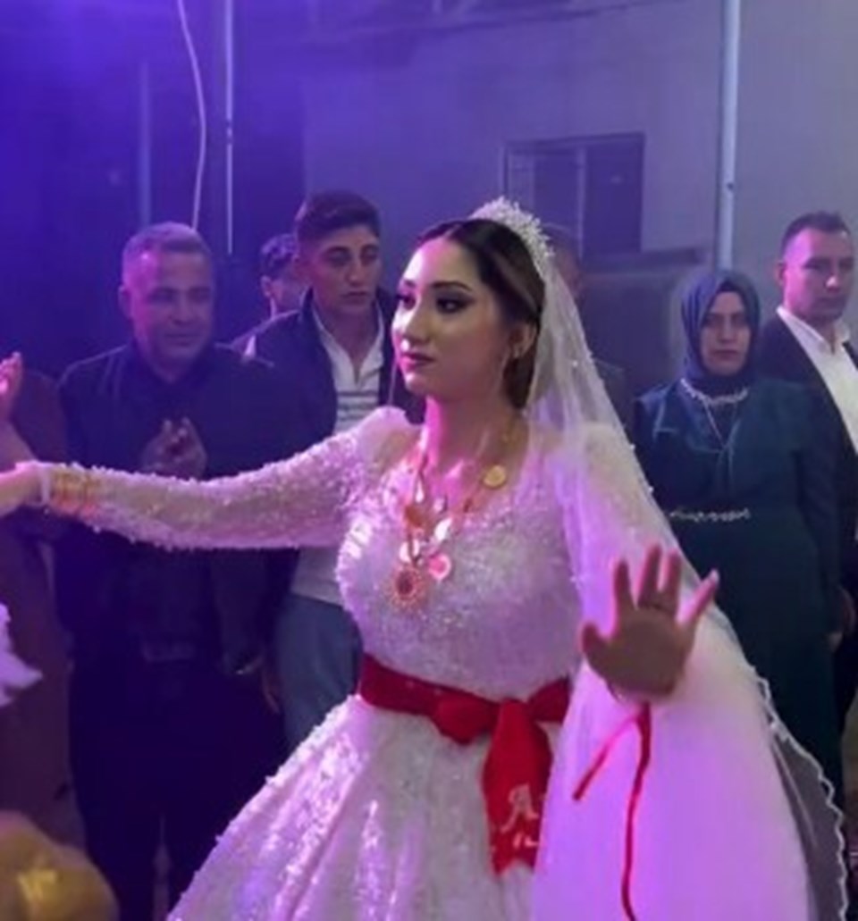Otomobiliyle geri manevra yaparken hamile eşinin ölümüne neden oldu - 1
