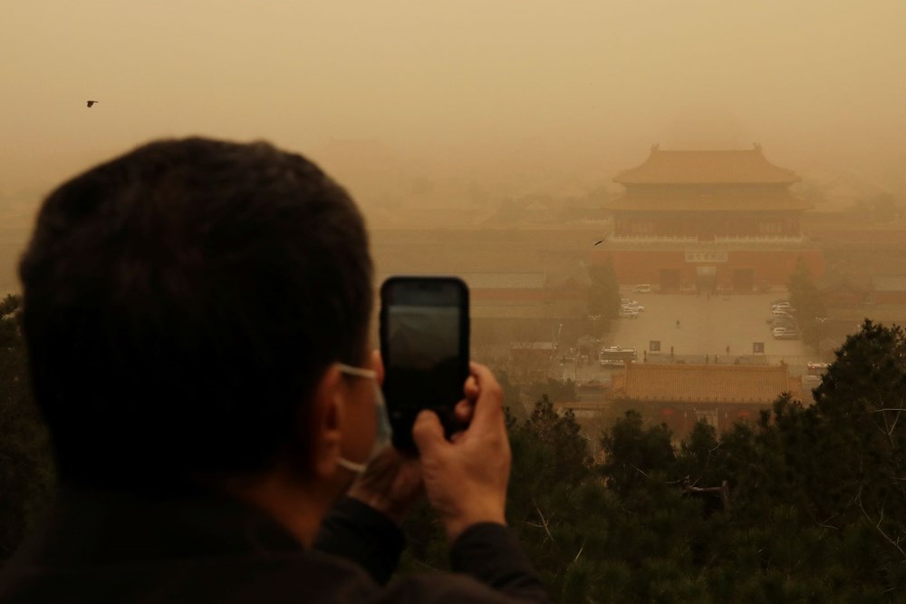 Çin’in başkenti Pekin’de son 10 yılın en büyük kum fırtınası - 12