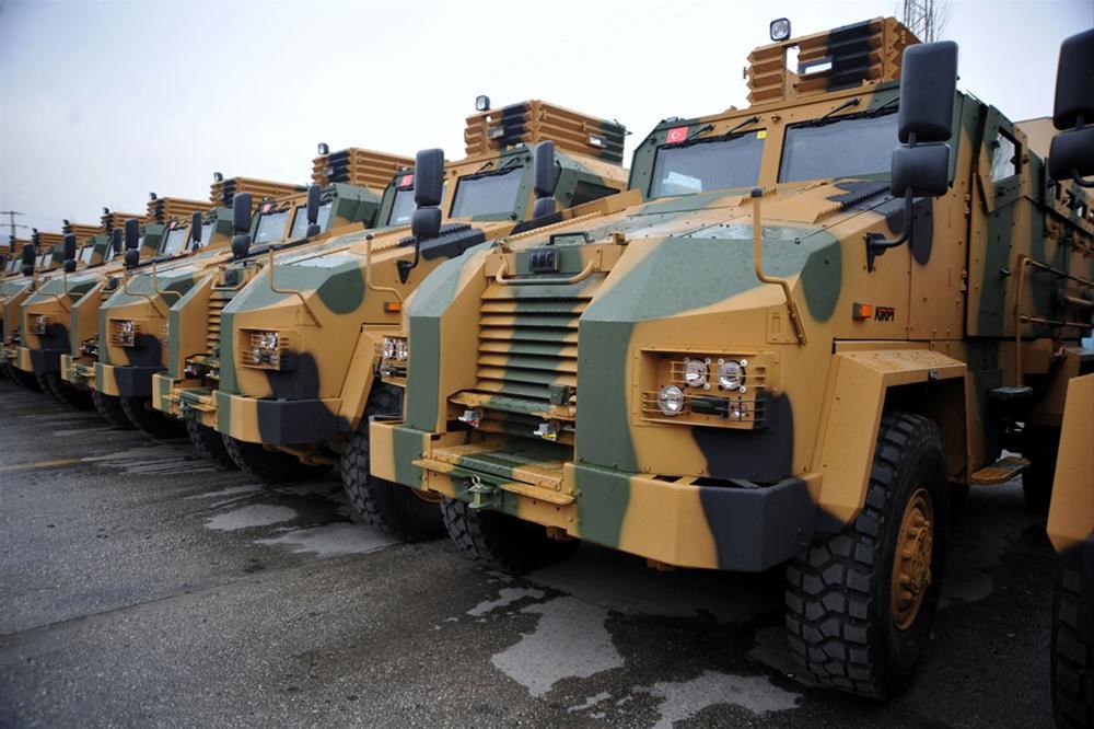 Bmc kirpi ii. Kirpi бронеавтомобиль 4x4 турецкий. Бтр кирпи. Бронетранспортёр bmc kirpi. Турецкий бронеавтомобиль kirpi 2.