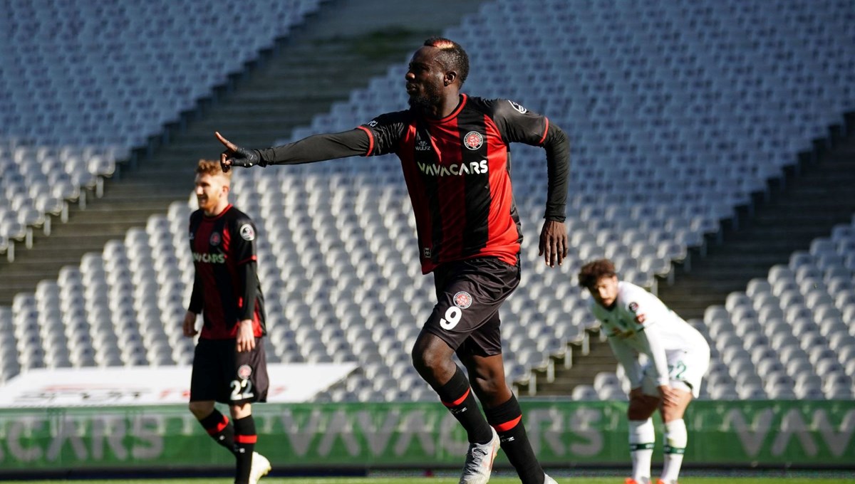6 gollü Karagümrük-Konyaspor maçında puanlar paylaşıldı: Mame Diouf'un hat-trick'i yetmedi