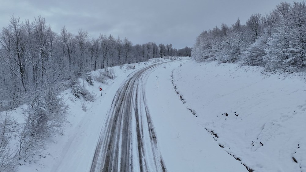 20 ilde kar esareti! Yollar kapandı, kar kalınlığı 80 santimetreye ulaştı - 8