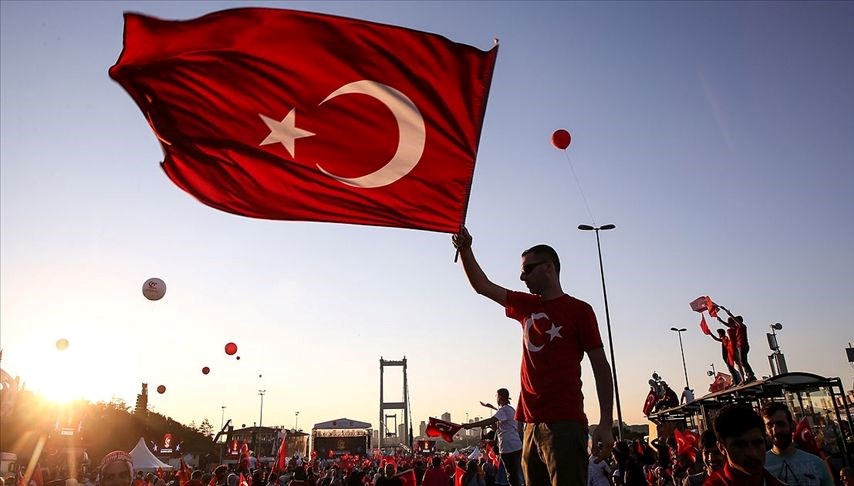 15 Temmuz resmi tatil mi? 15 Temmuz'da kamu ve özel sektör tatil mi?