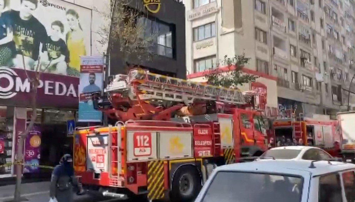 Elazığ’da dönercide yangın paniği