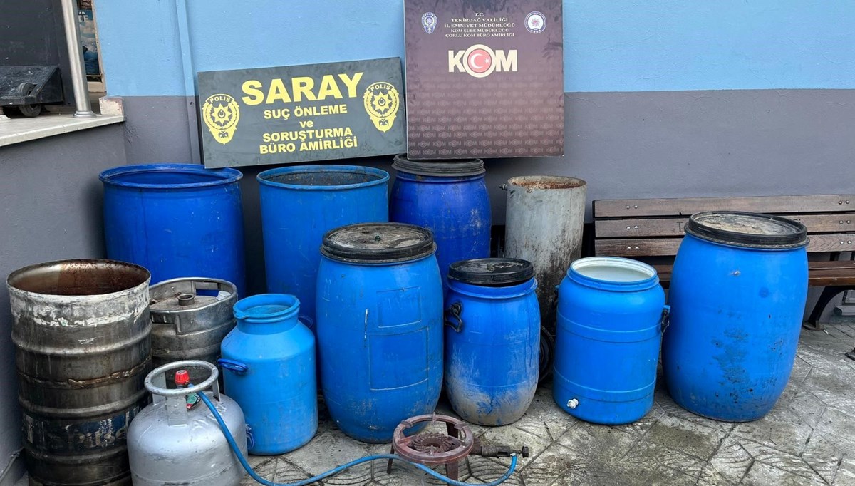 Tekirdağ'da 460 litre sahte içki ele geçirildi Tekirdağ'da 460 litre sahte içki ele geçirildi