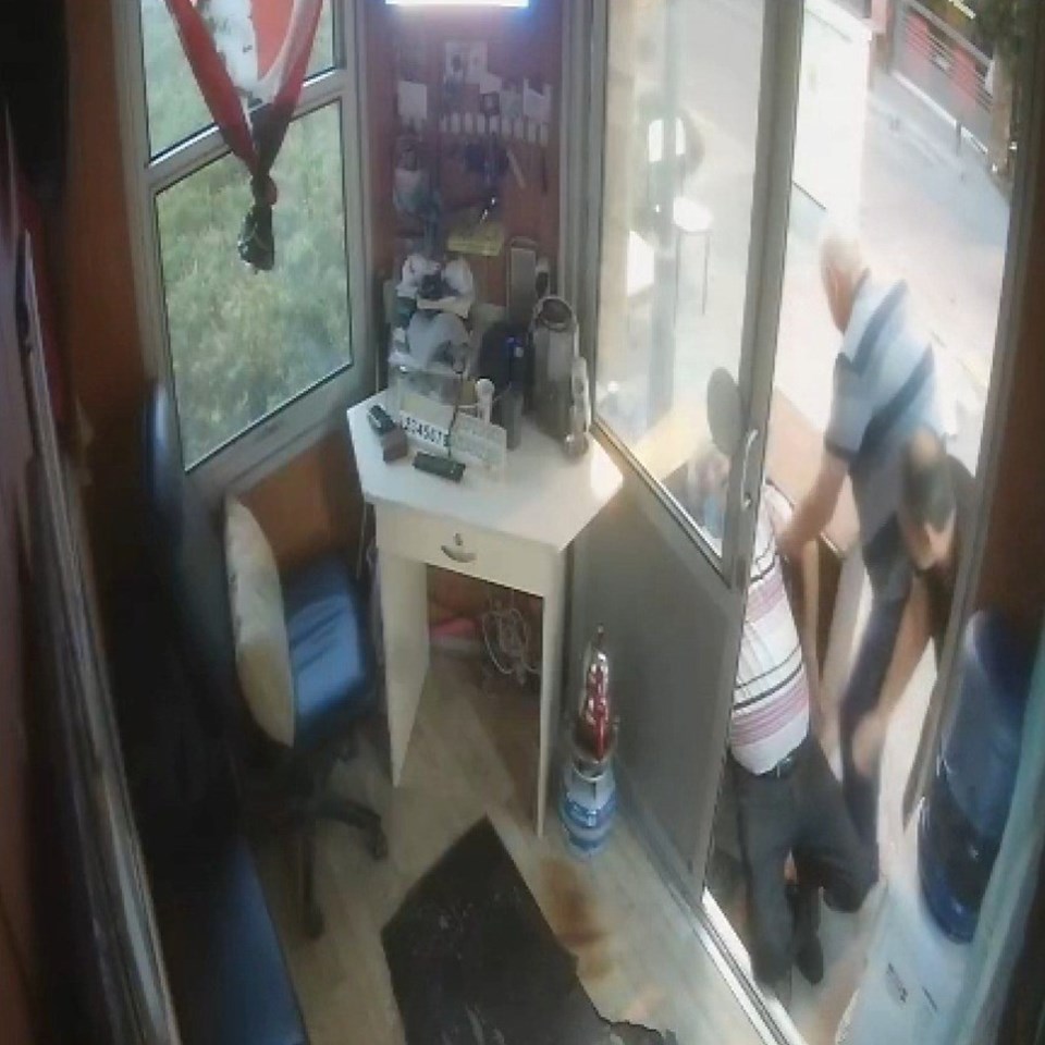 Kalp krizi geçiren arkadaşını kurtarmak isterken kalp krizi geçirdi; ikisi de yaşamını yitirdi - 2