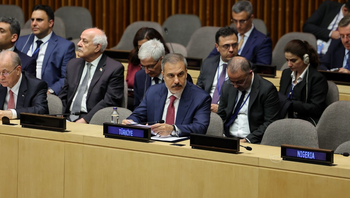 Dışişleri Bakanı Fidan: İki devletli çözüm için İsrail'in iyi niyetini bekleyemeyiz Dışişleri Bakanı Fidan: İki devletli çözüm için İsrail'in iyi niyetini bekleyemeyiz