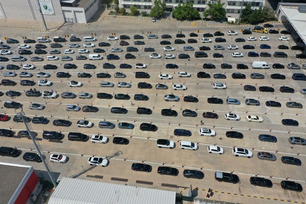 Gurbetçi akını devam ediyor: 295 bin 979 araç giriş yaptı - 4