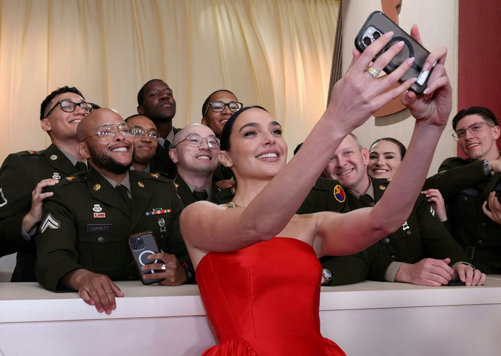 İsrailli oyuncu Gal Gadot, Venedik Film Festivali'ne katılmayacak - 3