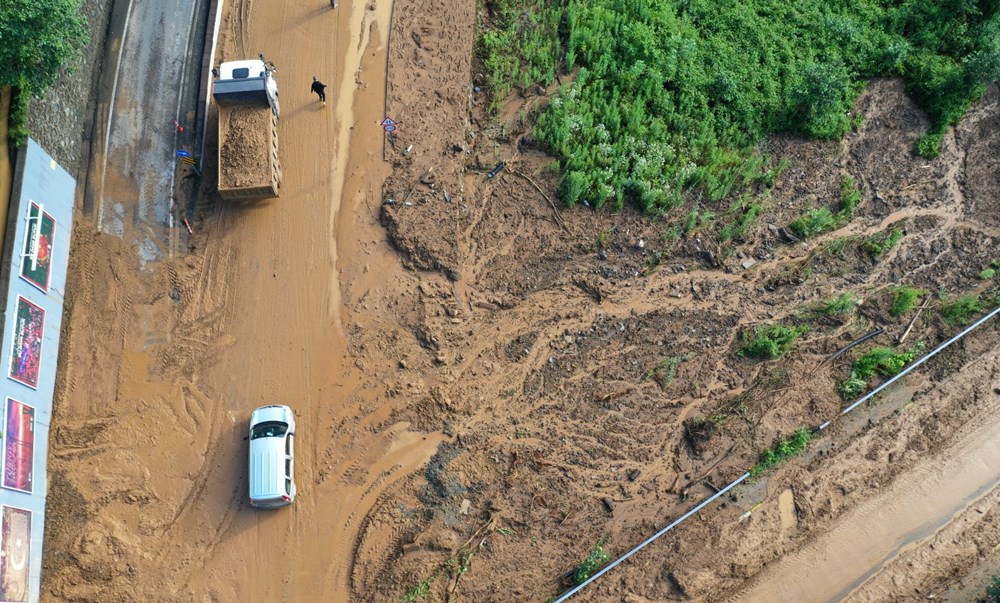 Rize’de sel ve heyelan afetinin hasarı gün ağarınca ortaya çıktı - 30