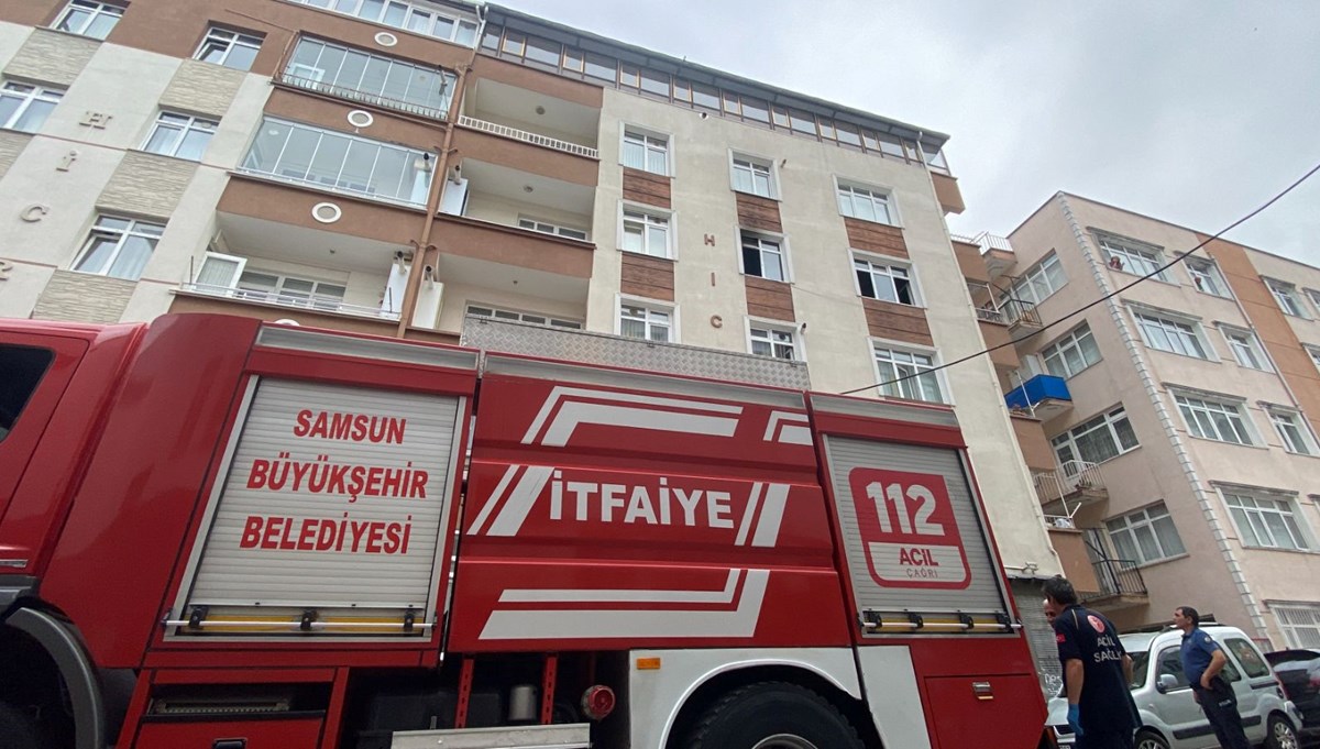 Babasıyla tartışıp evi yaktı Babasıyla tartışıp evi yaktı