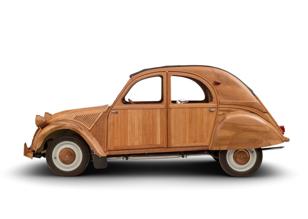 Ahşap otomobil rekor fiyata satıldı - 2