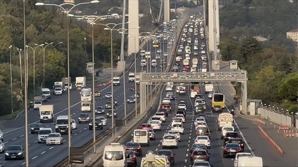 Trafikte yeni cezalar: Ehliyetlerine el konulacak - 7