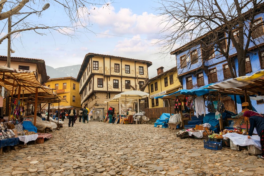Bursa'da 700 yıllık Osmanlı köyü Cumalıkızık'a turist akını (Bursa gezilecek yerler) - 1