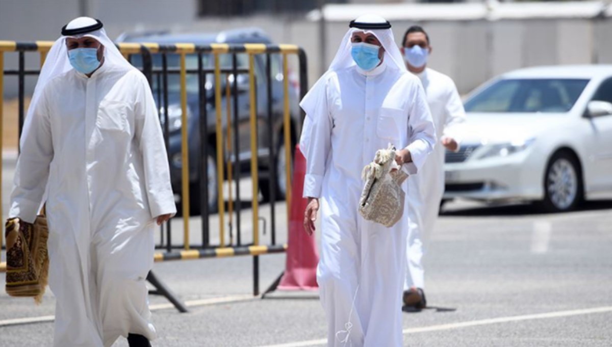 Suudi Arabistan'dan Covid-19 kısıtlamaları kararı