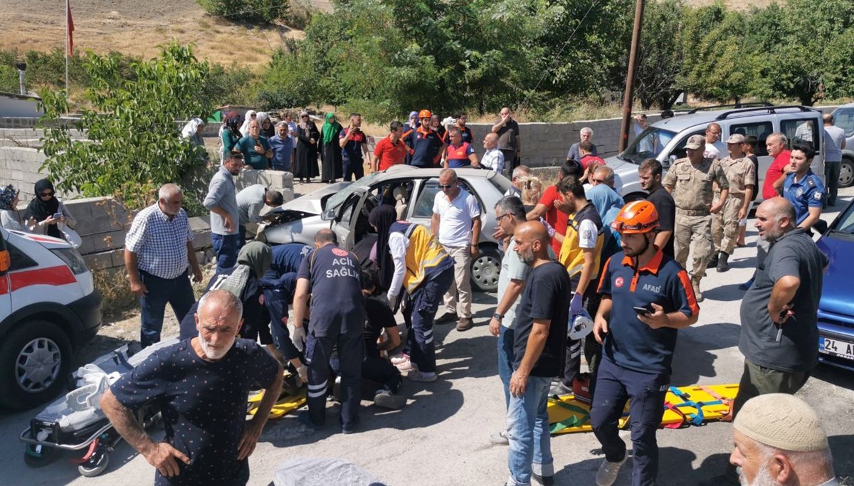 Erzincan'da feci kaza