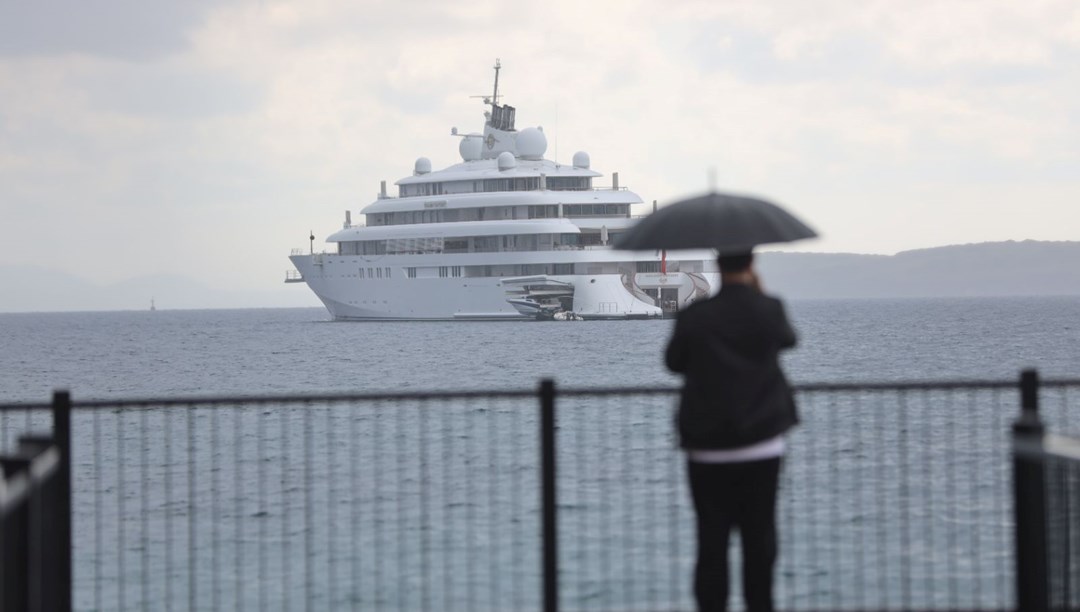 Süper yat "Golden Odyssey" Bodrum açıklarına demirledi