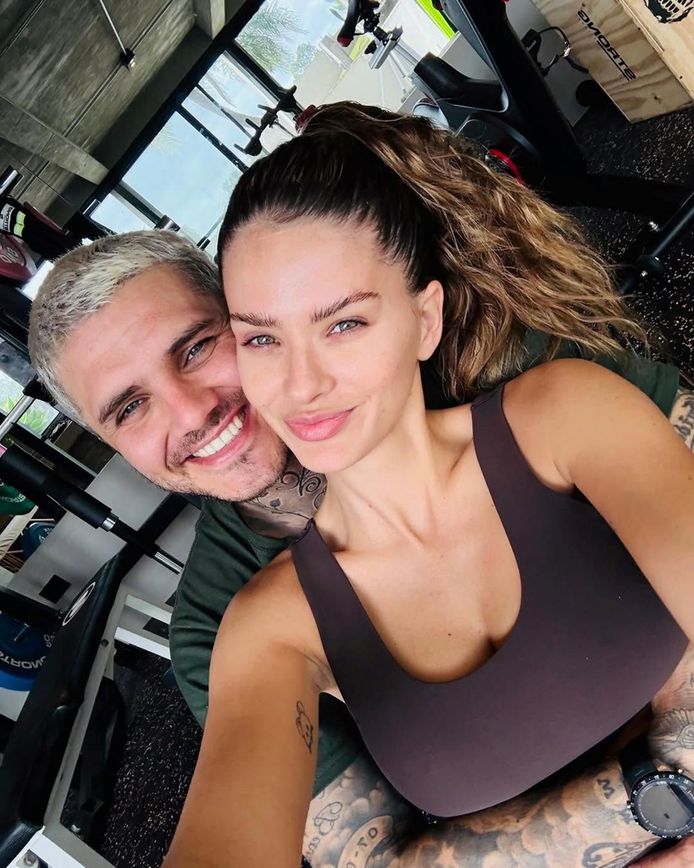 Mauro Icardi'den yüzüklü fotoğraf: China Suarez ile evleniyor mu? - 6