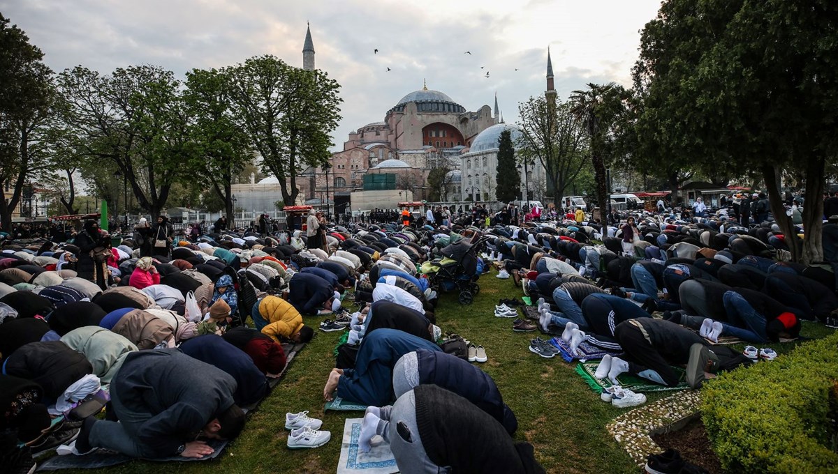 EN GÜZEL CUMA MESAJLARI: Cuma mesajlarında kısa-uzun seçenekler EN GÜZEL CUMA MESAJLARI: Cuma mesajlarında kısa-uzun seçenekler