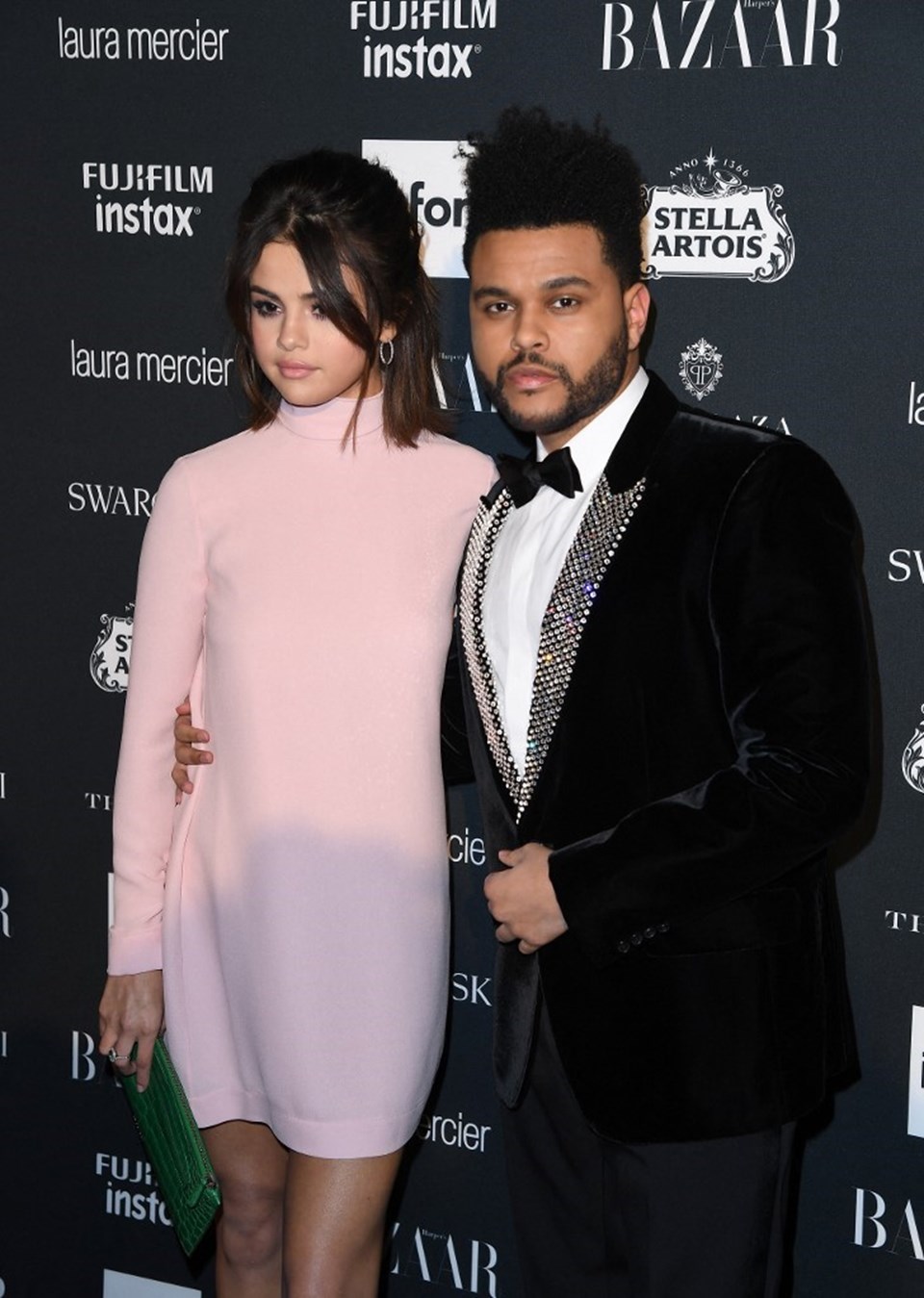 Selena Gomez'in yeni şarkısı The Weeknd'e mi gönderme? - 1