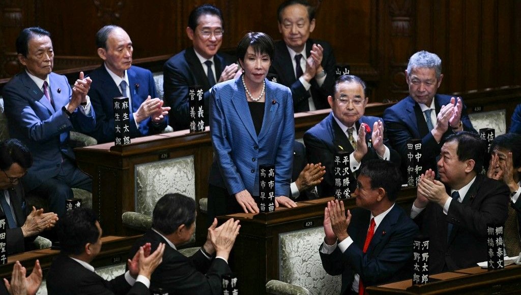Japonya'nın ilk kadın başbakanı Takaichi tarihe geçti