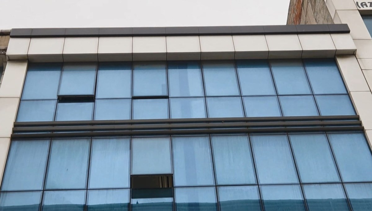Esenyurt'ta ruhsatsız 3 kliniğe mühür