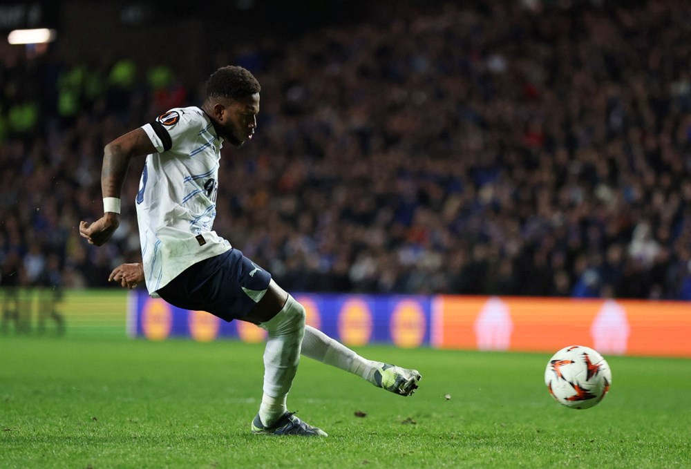 Mourinho'nun Penaltı Seçimi Masaya Yattı: Rangers-Fenerbahçe Maçı Analizi 72 VzzzEf5khE2rnIVlhehT2A