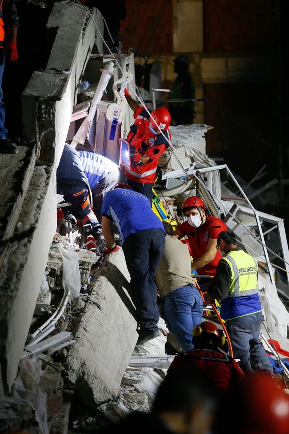 91. saatte Ayda Gezgin mucizesi (Deprem enkazında zamana karşı büyük yarış) - 68