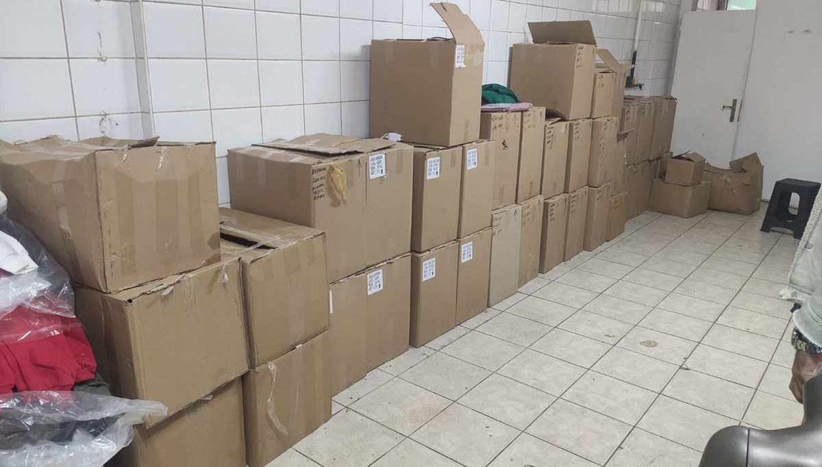 1 milyon lira değerinde yılbaşı mumuyla dolandırdı 1 milyon lira değerinde yılbaşı mumuyla dolandırdı